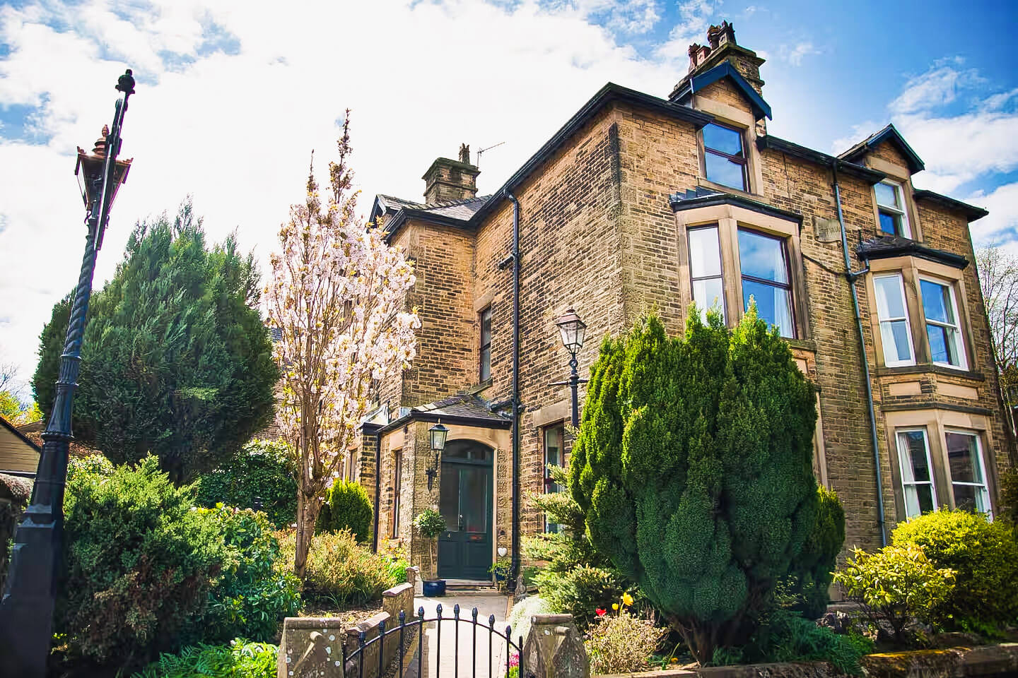 Compton Guest House, a Victorian stone townhouse in Buxton